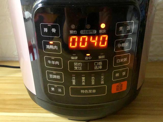 笋干的正确泡发方法，简单几步就搞定，鲜嫩又美味，快试试