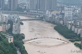 主播说联播丨重庆8名小学生溺亡 李梓萌：非常难受，难以接受！图片