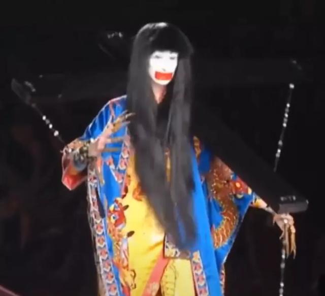 陈漫作品曾多次引发丑化国人争议 陈漫作品曾多次引发丑化国人争议的是(图12) 陈漫作品曾多次引发丑化国人争议 陈漫作品曾多次引发丑化国人争议的是(图12)