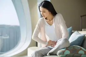 大姨妈真的会“传染”吗？2种角度分析，帮你找到答案图片