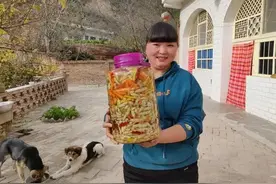 陕北霞姐——窑洞里走出来的网红美食博主图片
