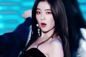 女团的颜值担当 拥有猫系脸的清冷女孩 这也太会穿了图片