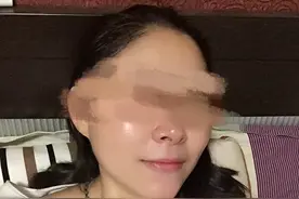 孩子读重点学校，女子送10万还不够，多名少妇以身相许，她怎么办图片