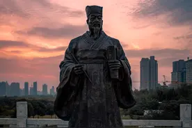 贵族与贫民的差异——人鼠之叹图片