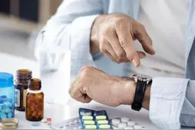 吃完降压药后，尽量少碰这4种食物，医生提醒：其中包括1种水果图片