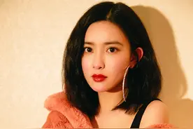 孟子义，迷人写真图片