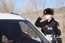 一个在新疆一个在黄冈 夫妻俩同在战“疫”一线图片