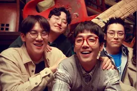 看不到神仙姐姐没关系，来看这部神仙阵容的图片