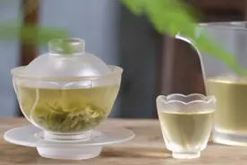 沏一杯春天，龙井鲜图片