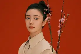 景甜成为过去式了，刘浩存才是天降紫微星！只是，她为啥要造假？图片