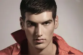 《希腊超模大赛》首次开放男模参赛，甚至取消身高体重年龄的限制图片