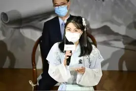 郭晶晶国风造型太惊艳！首穿汉服戴发簪，在富婆圈中抢占C位图片