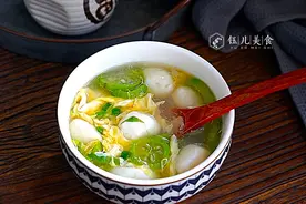 煮丝瓜汤时，放冷水还是热水？做对了翠绿好看又好吃，快试试看图片