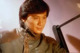 事业与爱情都让人艳羡，“歌神”许冠杰的人生堪称传奇图片