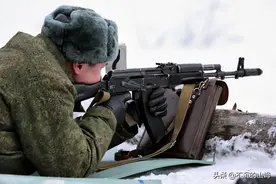 生产制式步枪的著名枪械公司 百年企业不占少数图片
