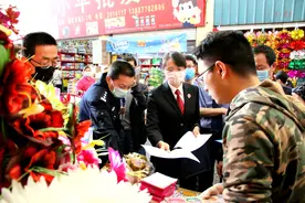 在冥币上使用人民币图样及英雄烈士肖像！违法！图片
