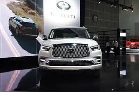 尺寸大于途乐，动力强于陆巡，下降25万，英菲尼迪QX80实拍图片