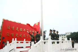 纠察的另一面被“曝光”图片