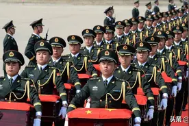 志愿军总计有27个军，入朝作战，一个军到底有多少兵力？图片