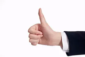 大拇指或是肝的“预警器”，大拇指出现三种表现，或是提醒你养肝图片