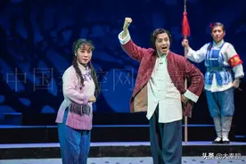 高清多图华州区剧团秦腔现代戏《渭华星火》在渭南大剧院成功首演图片