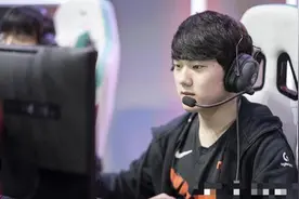 LOL：阿水被喷不知悔改？Rank数全联盟最少，网友：浪费天赋？图片