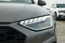 奥迪亮出底牌，2.0T爆发252马力，5门5座旅行车，纯进口仅43.38万图片