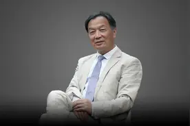 温铁军：美元滥发的情况下，切勿轻言中国金融开放图片