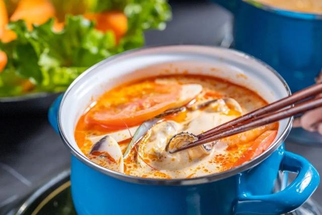 奶白色鱼翅花胶汤 2026年花胶鱼翅汤的做法