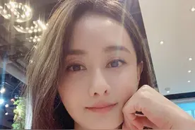 陈德容离婚后与前夫还是朋友，仍期待爱情，如今重心想放在事业上图片