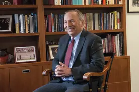 从美国前财长的悲观发言，谈谈为什么MMT是未来唯一可行的路径图片