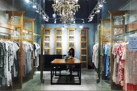 直播带货 云卖货 深圳服装企业积极探索线上“突围”图片