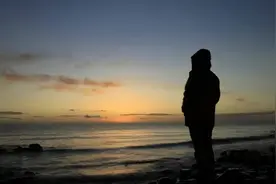 生死有命，富贵在天：活着就是福气，别把自己逼得太紧图片