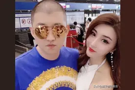网红二驴夫妇卖山寨手机翻车，曾自曝身家10亿：他们真有钱吗？图片