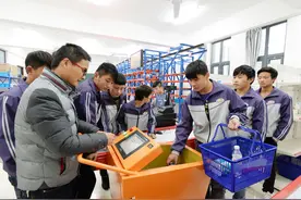 四川职高学生赴东莞实习，失联11年后被找回，“往事全都不记得”图片