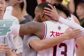 威姆斯准绝杀！广东队淘汰北京队晋级四强 北京队接连失误断送好局图片