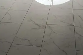 地暖不回填直接铺瓷砖可行吗？图片