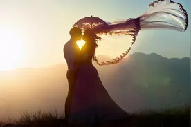 容易日久生情的三种关系，可能你身边也有图片