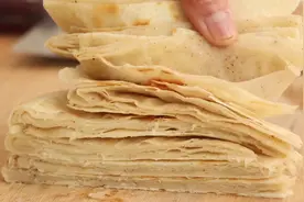 教您做层次分明，薄如蝉翼的家常基础烙饼，做法简单味道棒图片