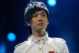 乔任梁：远去的粉色大男孩图片