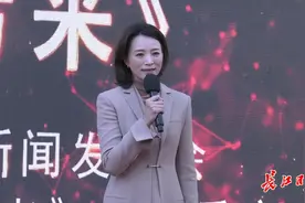 《朗读者》第三季启航，邀请了哪些武汉嘉宾？董卿已透露图片
