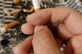 抽烟抽半截的好处图片