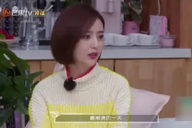 佟丽娅谈主持春晚，压力大多次崩溃，央视主持人要求有多严苛？图片