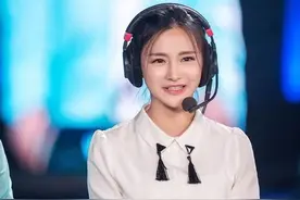 难忘旧爱？LOL小智谈及女友颜值：肯定比伊芙蕾雅好看图片
