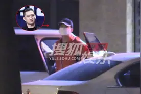 曹云金深夜现身酒吧，携性感长腿美女同玩，前妻独自带娃显心酸图片