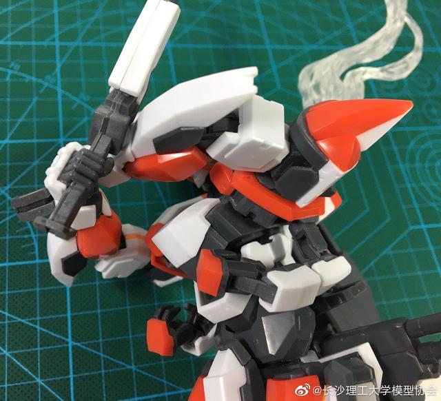 宅客模玩原创测评：青岛社 1/48 烈焰魔剑 测评（素组+展示部分）