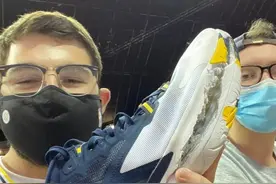 NBA球员下肢力量多恐怖？湖人新秀防守太拼，踩爆一双锡安签名鞋图片