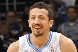 NBA历史上的今天：魔术签下特科格鲁图片