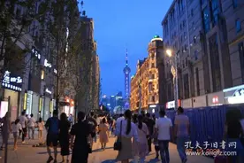 女人的情绪，可谓四川之“变脸”图片