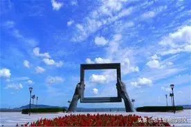 中国北方最宜居的两座海滨城市，靠海不潮湿，空气好景色美环境优图片